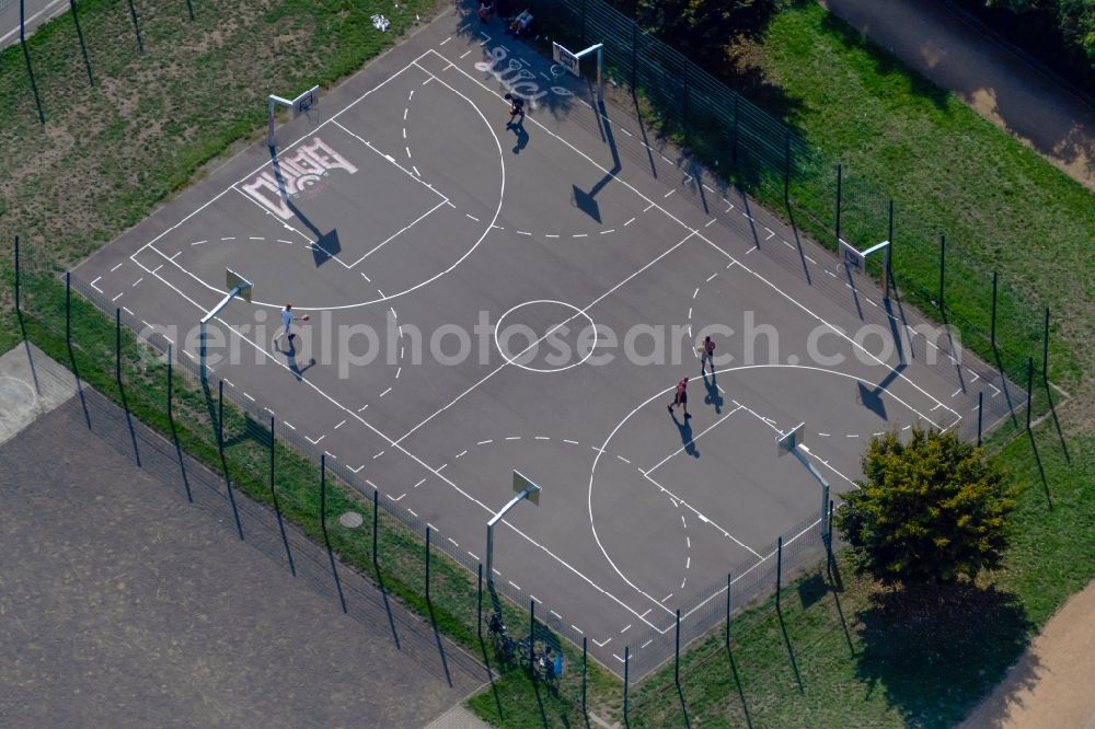 Aerial photograph Leipzig - Basketball court playing area on Max-Metzger-Strasse in the district Gohlis in Leipzig in the state Saxony, Germany