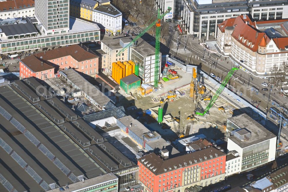 München from the bird's eye view: Construction work for the reconstruction of the station building of Central Stationes in the district Ludwigsvorstadt-Isarvorstadt in Munich in the state Bavaria, Germany