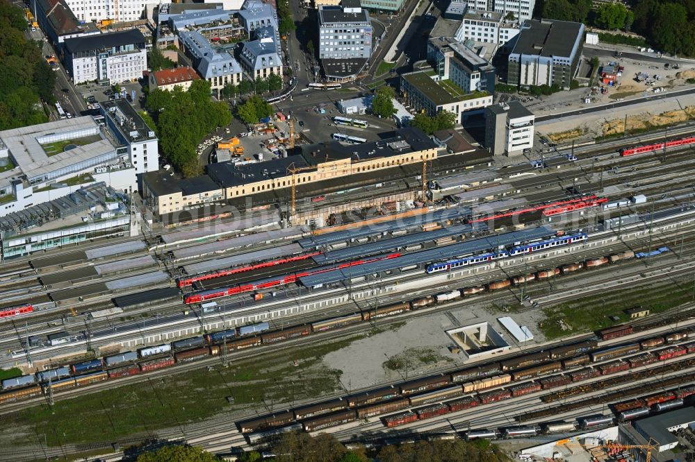 Aerial photograph Augsburg - Construction work for the reconstruction of the station building Central Station of Deutschen Bahn in Augsburg in the state Bavaria, Germany