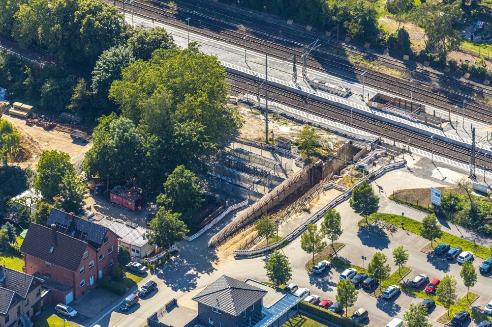 Aerial image Hamm - Construction work for the reconstruction of the station building of Heessener Bahnhof for the planned Regional-Ruhr-Express in Hamm in the state North Rhine-Westphalia, Germany