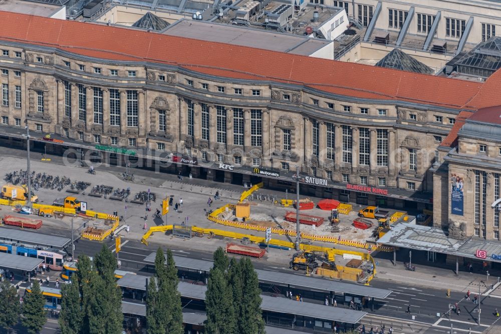 Aerial photograph Leipzig - Construction work for the reconstruction at Central Station on Willy-Brandt-Platz in Leipzig in the state Saxony, Germany