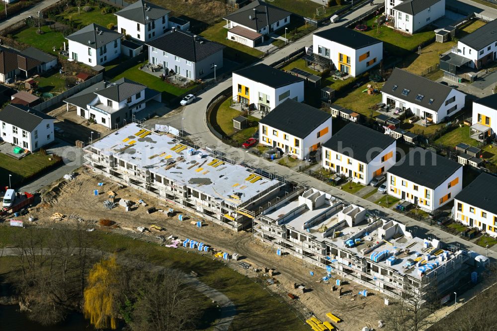 Aerial photograph Zernsdorf - Construction site of the future residential area Koenigsufer on the banks of Zernsee in Brandenburg