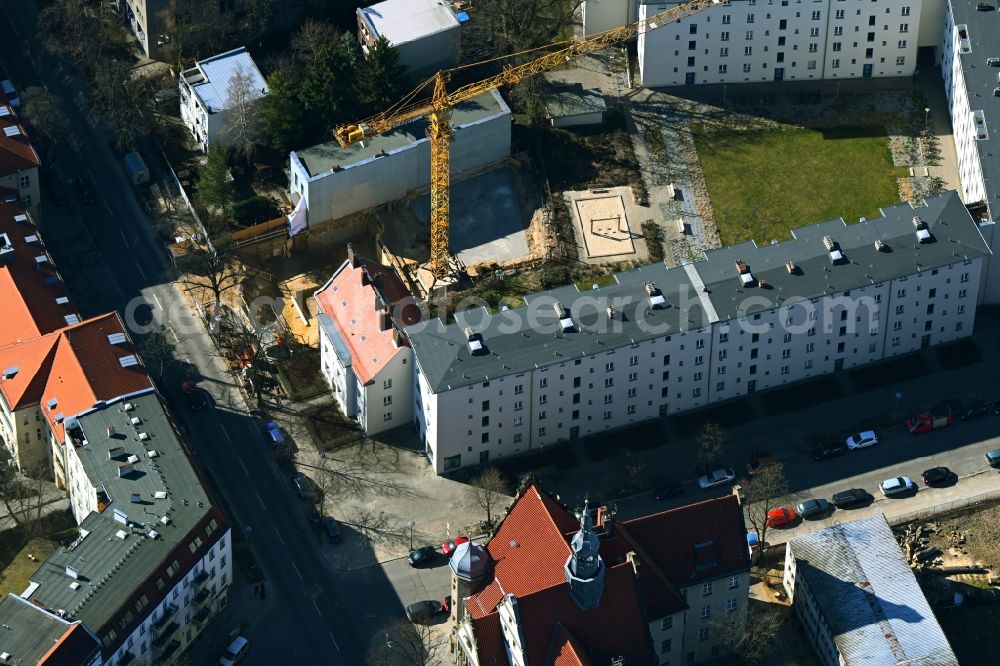 Aerial photograph Berlin - Construction site BAUGEMEINSCHAFT PARK 73 for the construction of gaps along the multi-family house residential housing estate on Parkstrasse in the district Weissensee in Berlin, Germany