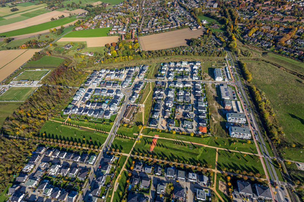 Aerial photograph Neukirchen-Vluyn - Construction site of a single-family residential area Dicksche Heide in Neukirchen-Vluyn in the state of North Rhine-Westphalia