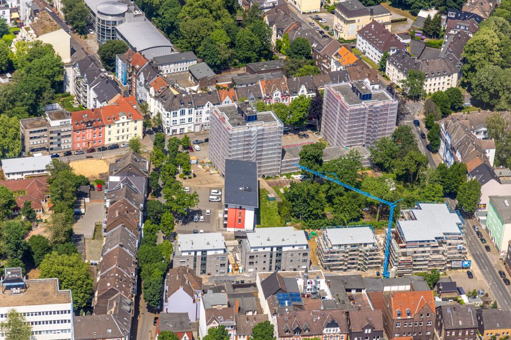 Aerial image Herne - Construction site from the construction of a senior and age-appropriate residential complex of Wohnpark Hermann Loens between Schulstrasse and Hermann-Loens-Strasse in Herne at Ruhrgebiet in the state North Rhine-Westphalia, Germany