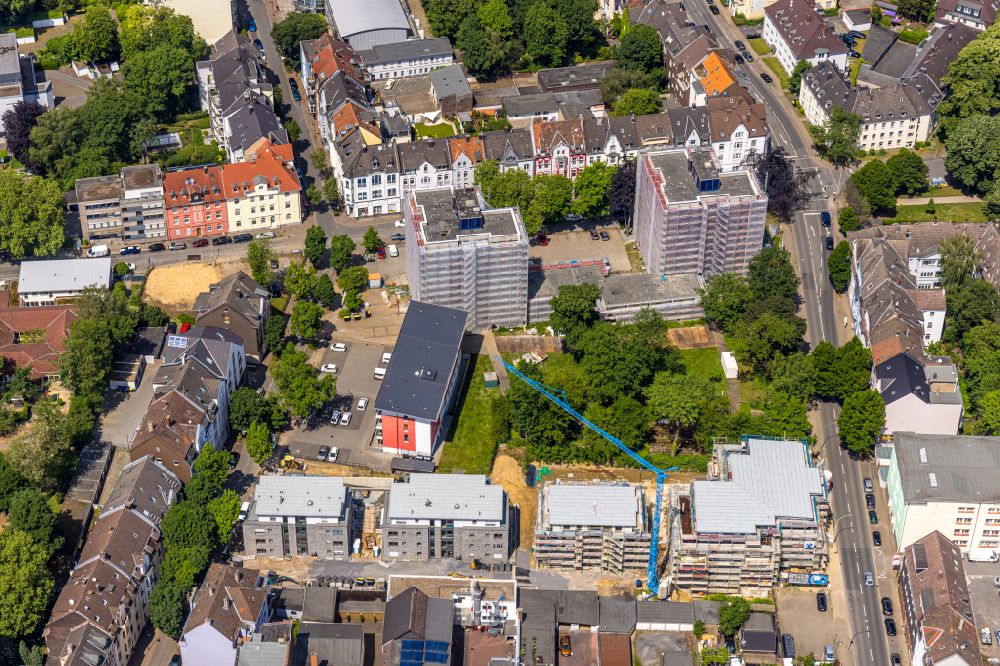 Aerial photograph Herne - Construction site from the construction of a senior and age-appropriate residential complex of Wohnpark Hermann Loens between Schulstrasse and Hermann-Loens-Strasse in Herne at Ruhrgebiet in the state North Rhine-Westphalia, Germany