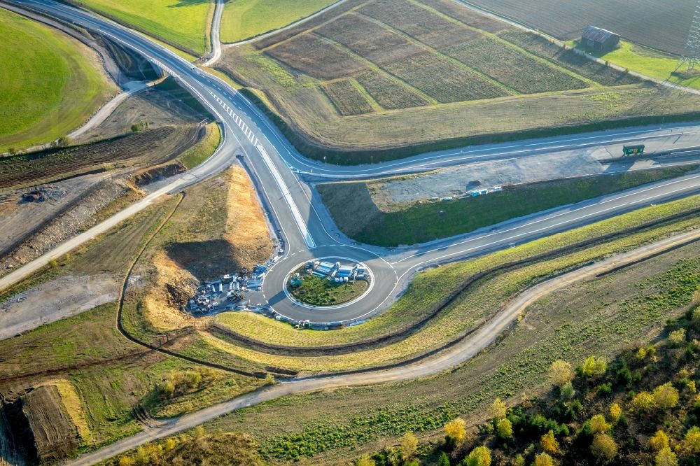Bestwig from above - Construction site of routing and traffic lanes during the highway exit and access the motorway A 46 with Kreisverkehr and Anschluss on Bandesstrasse B7 in the district Olsberg in Bestwig in the state North Rhine-Westphalia, Germany