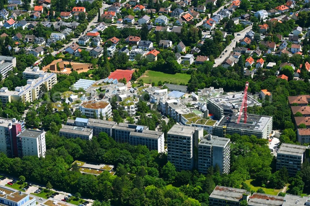 München from the bird's eye view: Construction site for a new extension to the hospital grounds KBO Kinderzentrum on Heiglhofstrasse in the district Hadern in Munich in the state Bavaria, Germany