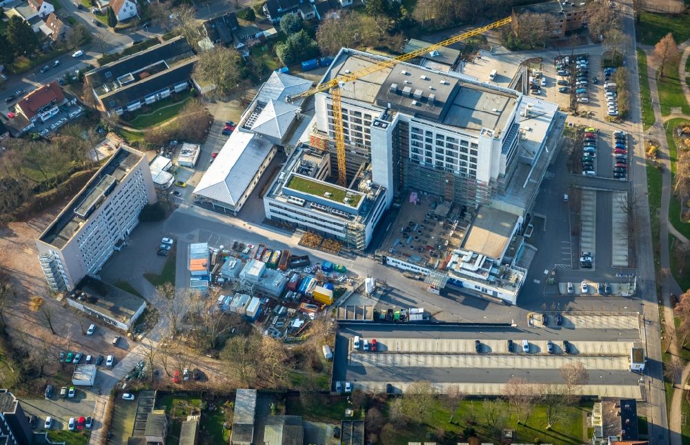 Aerial photograph Herne - Construction site for a new extension to the hospital grounds Marienhospital Herne - Klinik Mitte Medizinische Klinik III - Haematologie / Onkologie on Hoelkeskonpring in Herne in the state North Rhine-Westphalia
