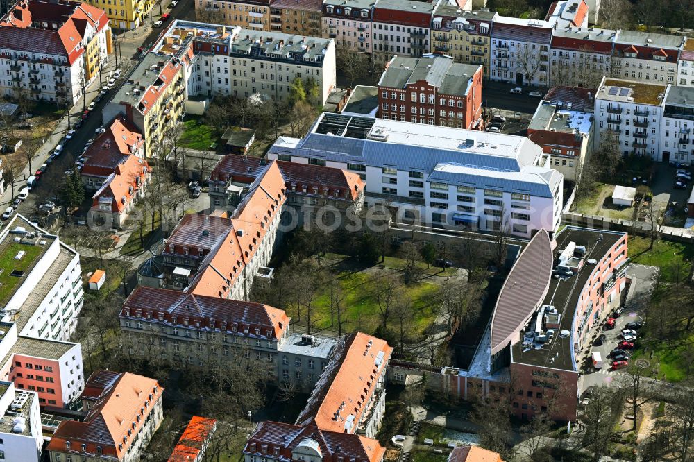 Aerial image Berlin - Construction site for a new extension to the hospital grounds Sana Klinikum Lichtenberg on Fanningerstrasse in the district Lichtenberg in Berlin, Germany