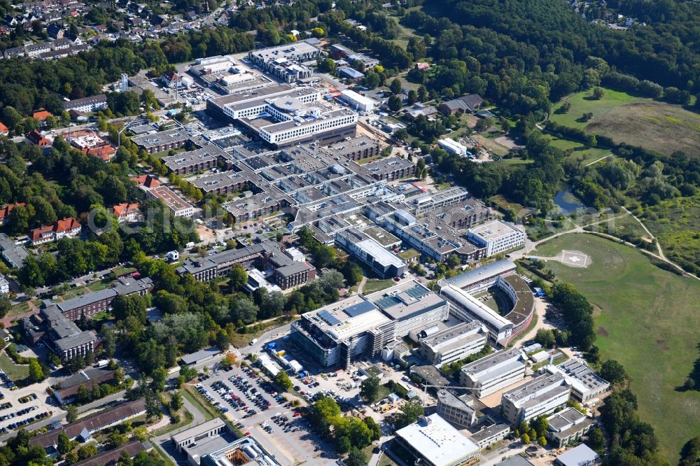 Aerial photograph Lübeck - Construction site for a new extension to the hospital grounds UKSH Universitaetsklinikum Schleswig-Holstein in the district St. Juergen in Luebeck in the state Schleswig-Holstein, Germany
