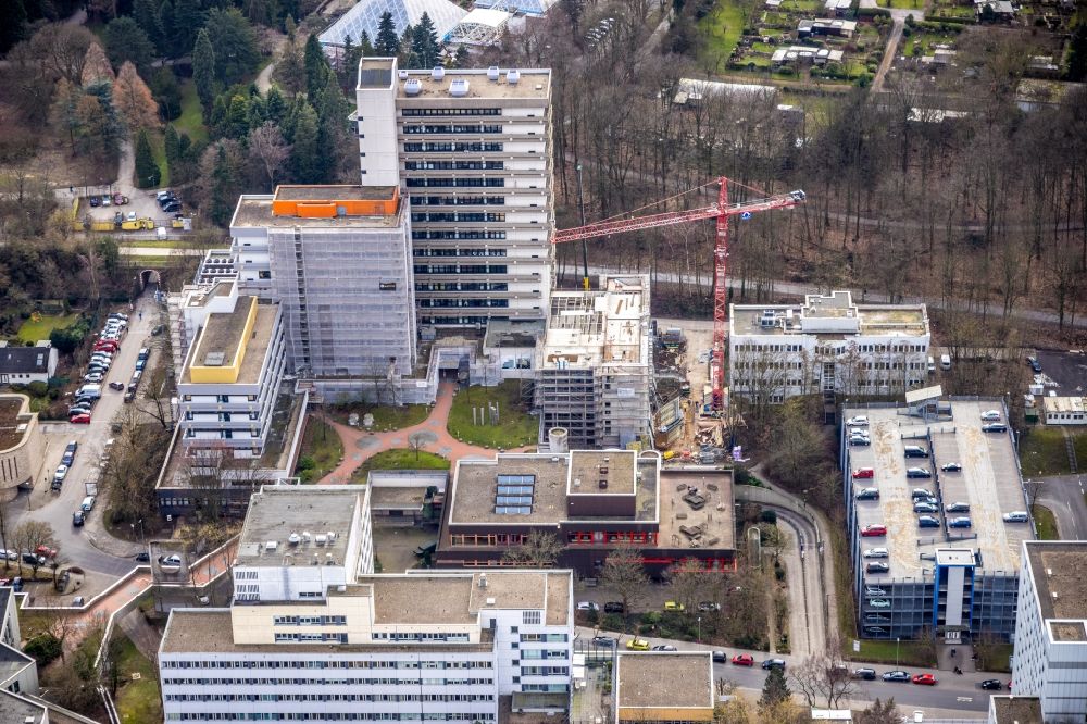 Essen from the bird's eye view: Construction site for a new extension to the hospital grounds Universitaetsklinik Essen on Virchowstrasse in the district Holsterhausen in Essen at Ruhrgebiet in the state North Rhine-Westphalia, Germany