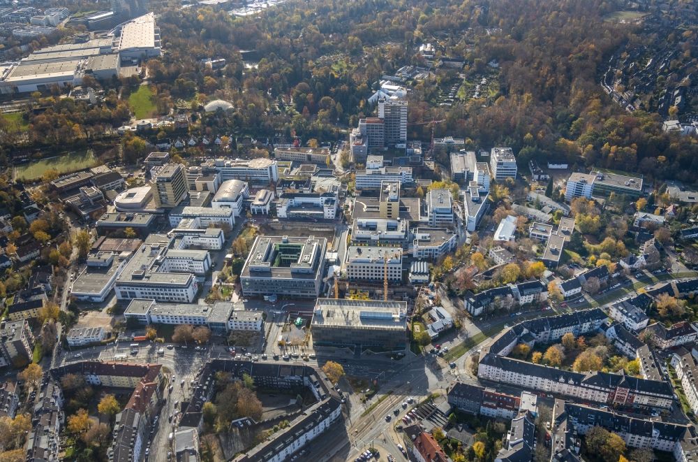 Essen from the bird's eye view: Construction site for an extension new building on the hospital premises of the hospital Universitaetsklinikum Essen in Essen in the federal state of North Rhine-Westphalia, Germany