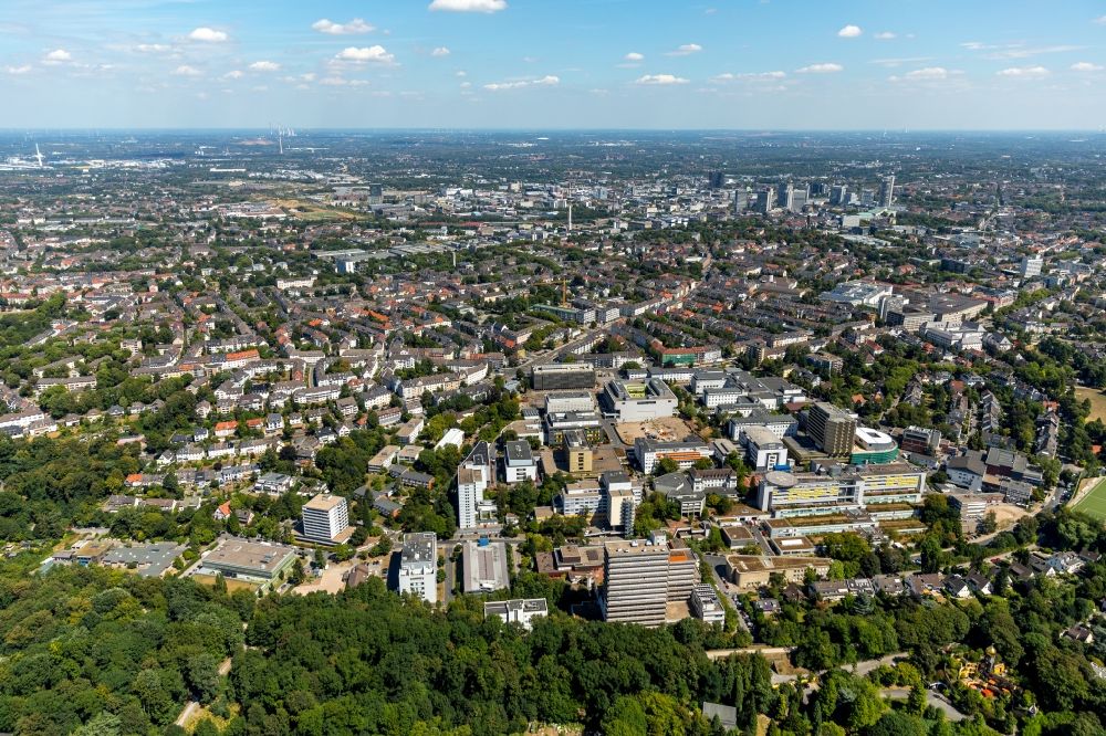 Aerial photograph Essen - Construction site for a new extension to the hospital grounds Universitaetsklinikum Essen in Essen in the state North Rhine-Westphalia, Germany