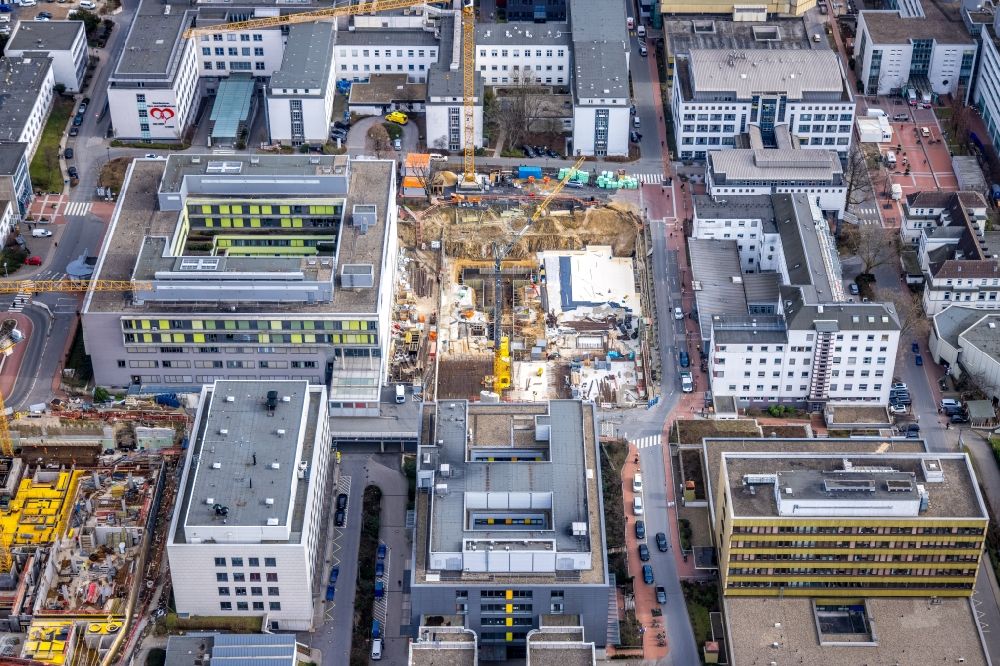 Essen from above - Construction site for a new extension to the hospital grounds Universitaetsklinikum Essen in Essen at Ruhrgebiet in the state North Rhine-Westphalia, Germany