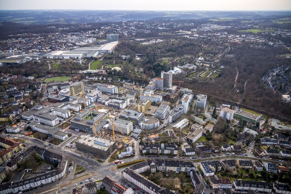 Aerial image Essen - Construction site for a new extension to the hospital grounds Universitaetsklinikum Essen in Essen at Ruhrgebiet in the state North Rhine-Westphalia, Germany