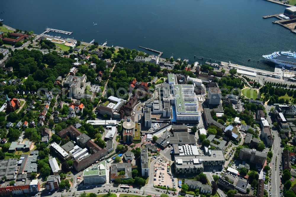 Aerial photograph Kiel - Construction site for a new extension to the hospital grounds Universitaetsklinikum Schleswig-Holstein in Kiel in the state Schleswig-Holstein, Germany