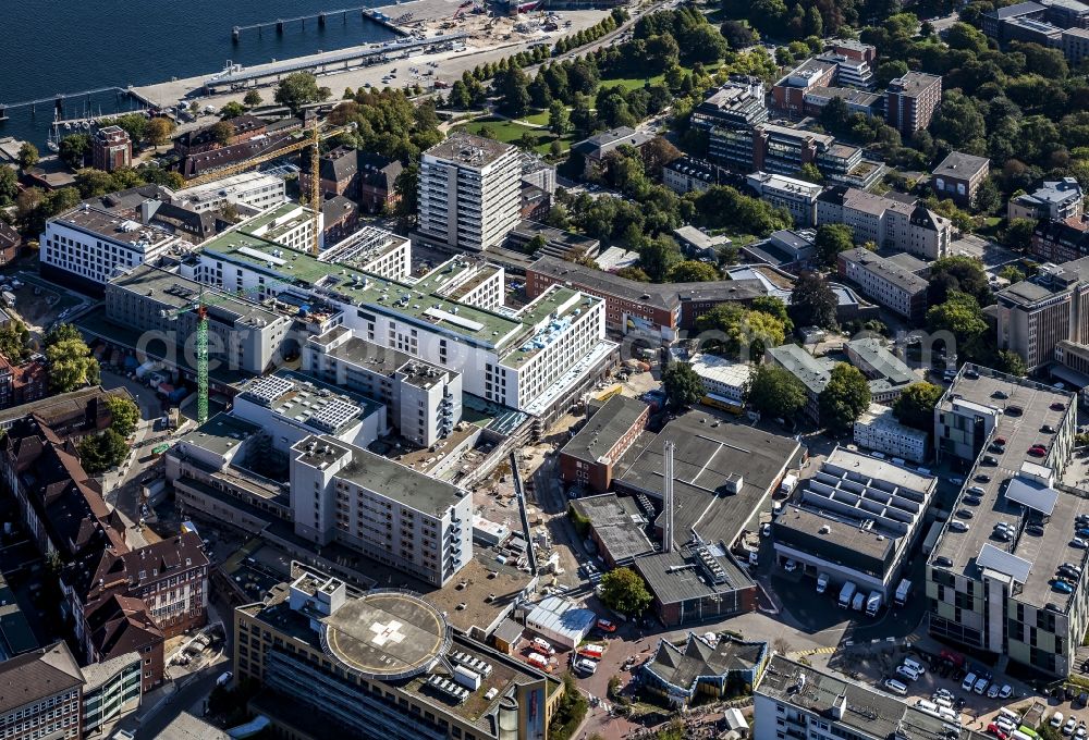 Kiel from above - Construction site for a new extension to the hospital grounds Universitaetsklinikum Schleswig-Holstein in the district Ravensberg in Kiel in the state Schleswig-Holstein, Germany