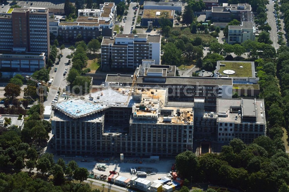 Aerial image Karlsruhe - Construction site for a new extension to the hospital grounds St. Vincentius-Kliniken gAG on Steinhaeuserstrasse in the district Suedweststadt in Karlsruhe in the state Baden-Wurttemberg, Germany