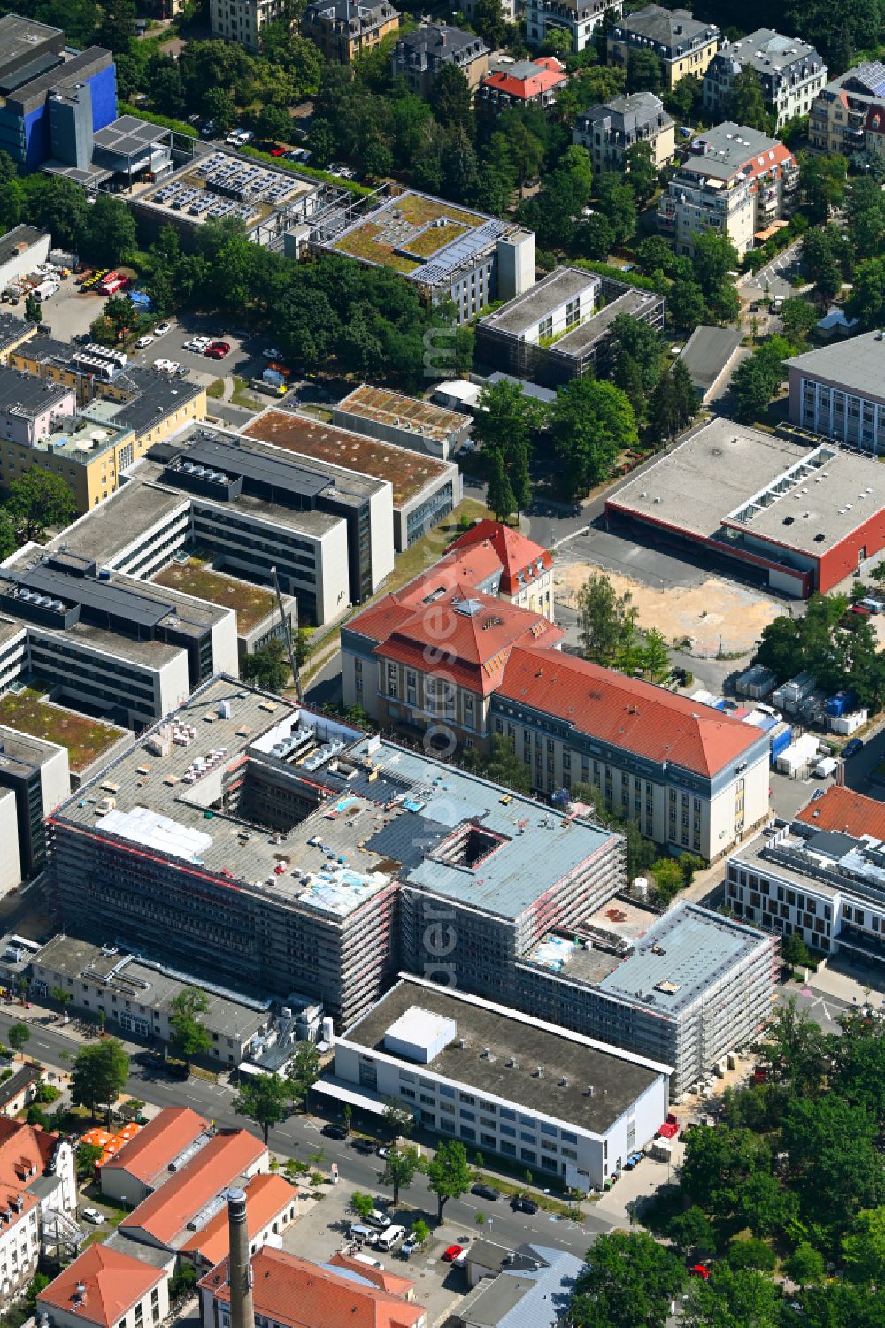 Aerial photograph Dresden - Construction site for a new extension to the hospital grounds ZSG - Zentrum fuer Seelische Gesundheit on street Fiedlerstrasse in the district Johannstadt in Dresden in the state Saxony, Germany