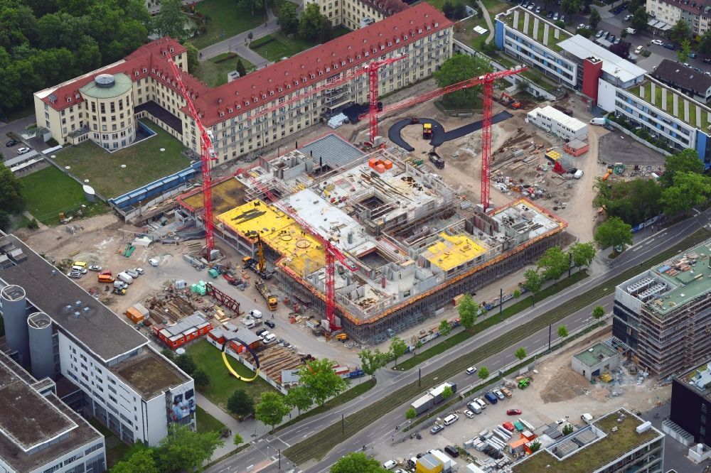 Freiburg im Breisgau from the bird's eye view: Construction site for a new extension to the hospital grounds Universitaetsklinikum Freiburg in the district Stuehlinger in Freiburg im Breisgau in the state Baden-Wurttemberg, Germany