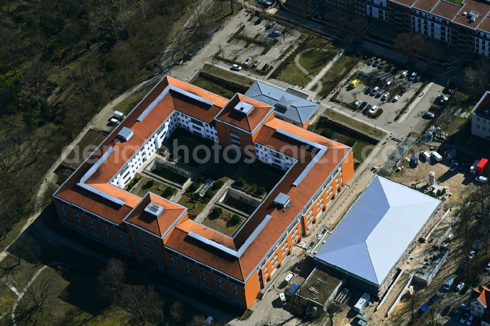 Aerial photograph Berlin - Construction site for a new extension to the hospital grounds Park-Klinik Weissensee in the district Weissensee in Berlin, Germany