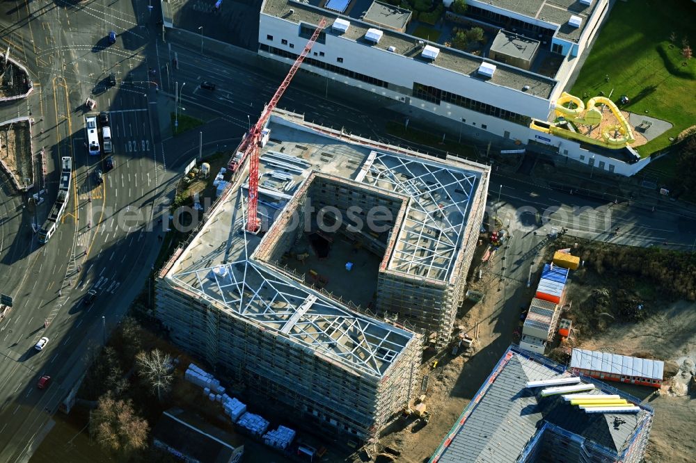 Potsdam from the bird's eye view: Construction site for a new residential and hotel building Havel Quartier Potsdam - HQP, on the banks of the Havel - Leipziger Strasse in the city center in Potsdam in the state Brandenburg, Germany