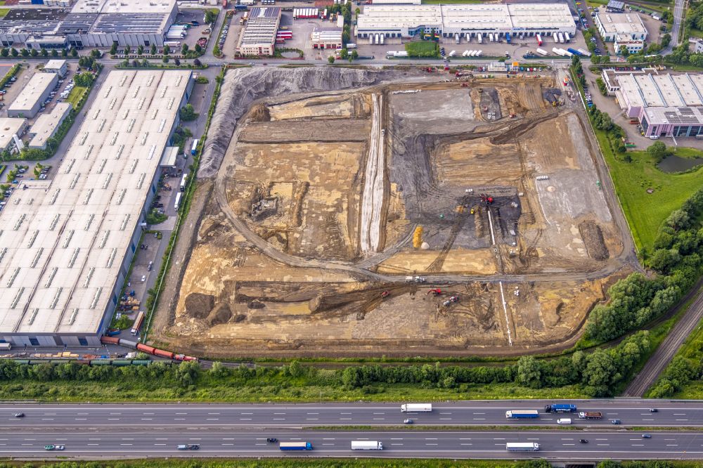 Bönen from the bird's eye view: Construction site with development works and embankments works on Edisonstrasse in the district Westerboenen in Boenen at Ruhrgebiet in the state North Rhine-Westphalia, Germany