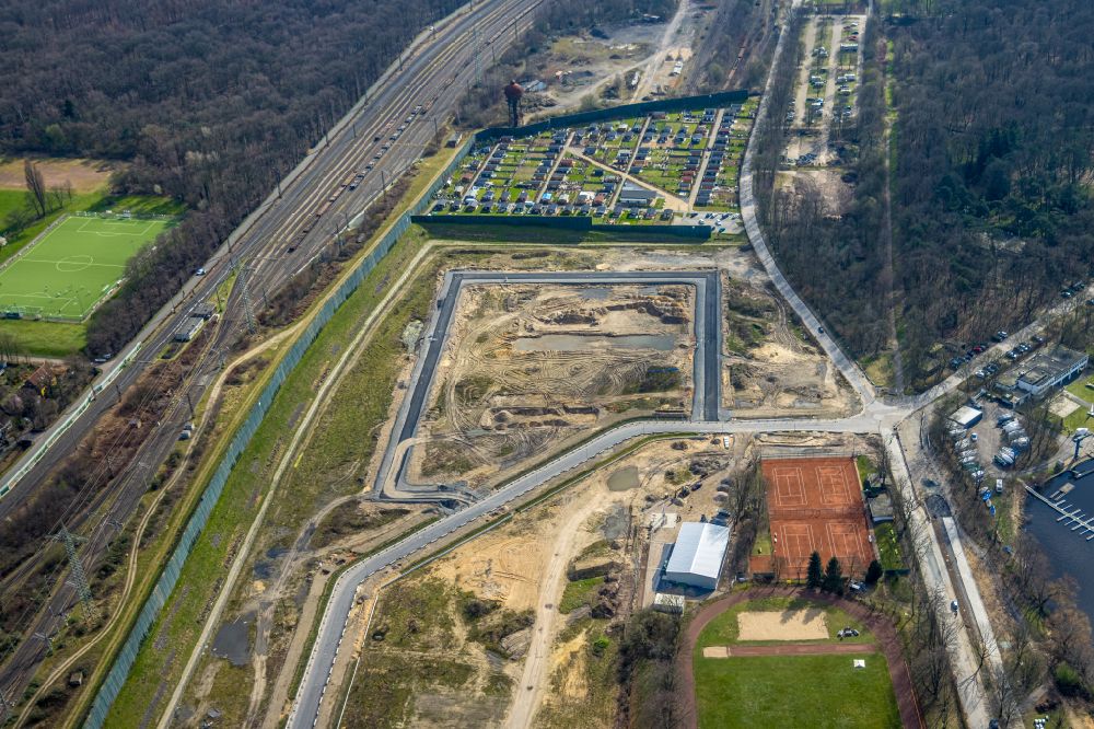 Duisburg from the bird's eye view: Construction site with development works and embankments works in the development area of the 6-Seen-Platte on Masurenallee on Masurenallee in the district Wedau in Duisburg at Ruhrgebiet in the state North Rhine-Westphalia, Germany
