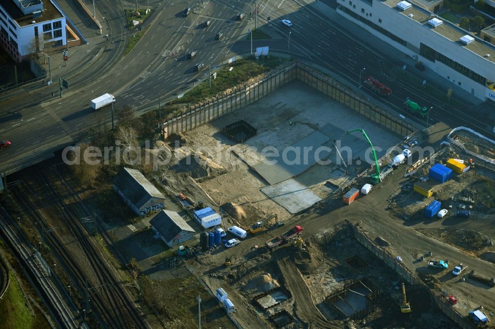 Aerial image Potsdam - Construction site with development works and embankments works on river banks of Havel in the district Suedliche Innenstadt in Potsdam in the state Brandenburg, Germany