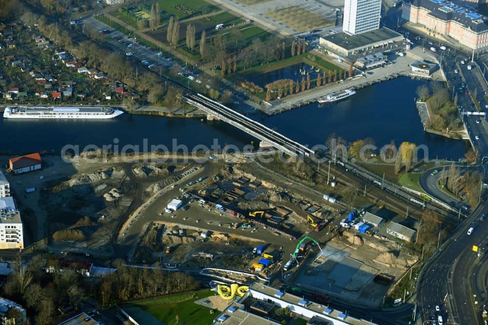 Potsdam from above - Construction site with development works and embankments works on river banks of Havel in the district Suedliche Innenstadt in Potsdam in the state Brandenburg, Germany