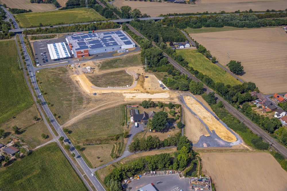 Aerial photograph Hamm - Construction site with development works and embankments works fuer ein neues Gewerbegebiet neben dem Handelshof in Bockum-Hoevel at Ruhrgebiet in the state North Rhine-Westphalia, Germany