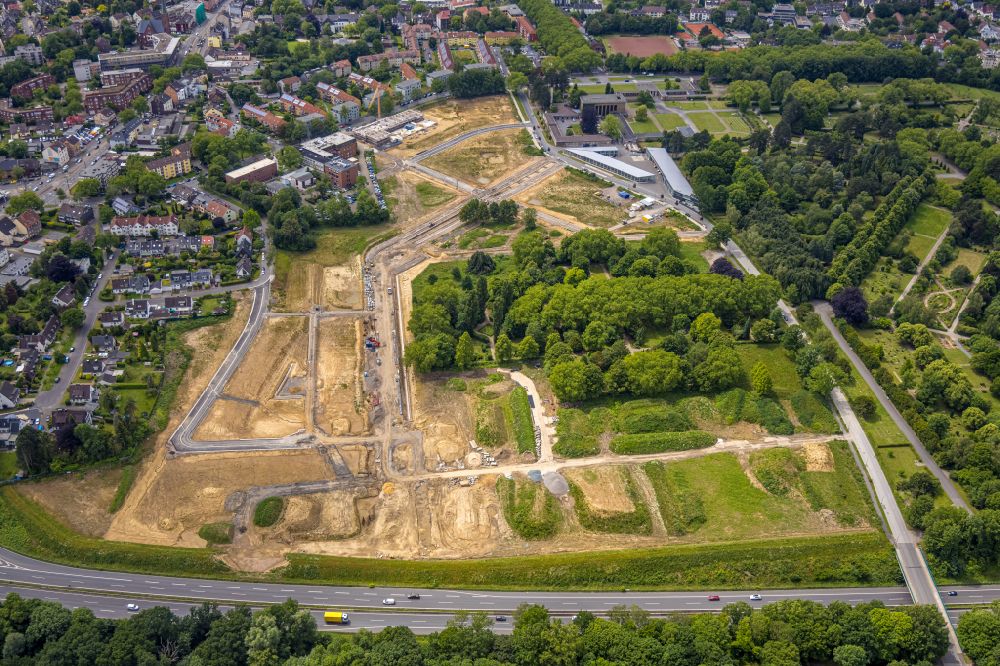 Bochum from the bird's eye view: Construction site with development works and embankments works at Ostpark for the quarter Feldmark in the district Altenbochum in Bochum at Ruhrgebiet in the state North Rhine-Westphalia, Germany