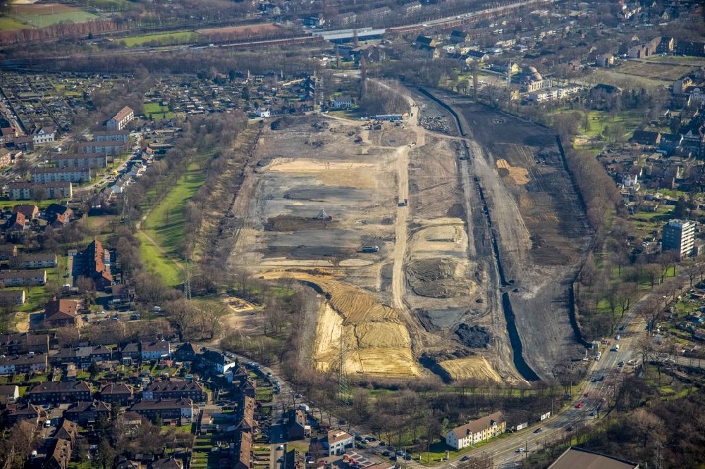 Aerial photograph Duisburg - Construction site with development works and embankments works of the new residential area project Friedrich-Park in the area of the former coal mine on Goebenstrasse - Weseler Strasse in the district Marxloh in Duisburg at Ruhrgebiet in the state North Rhine-Westphalia, Germany