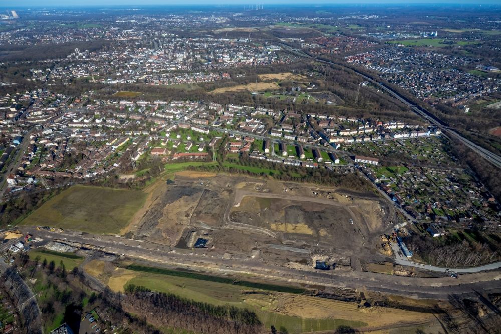 Aerial photograph Duisburg - Construction site with development works and embankments works of the new residential area project Friedrich-Park in the area of the former coal mine on Goebenstrasse - Weseler Strasse in the district Marxloh in Duisburg at Ruhrgebiet in the state North Rhine-Westphalia, Germany