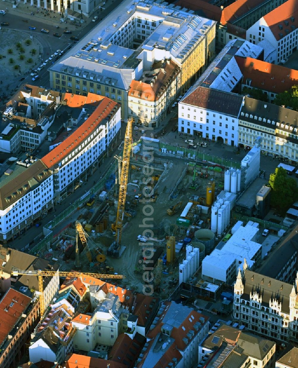 Aerial image München - Construction site with development and earth dumping works for the 2nd main line of the railway at the future S-Bahn stop Marienhof in the district Altstadt - Lehel in Munich in the federal state of Bavaria, Germany