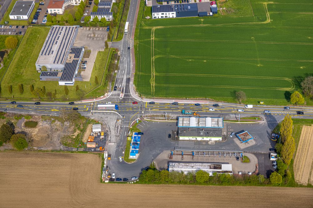 Hamm from above - Construction site with development, foundation, earth and landfill works on street Werler Strasse in Hamm at Ruhrgebiet in the state North Rhine-Westphalia, Germany