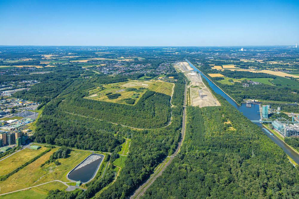 Aerial image Oberaden - Construction site with development, foundation, earth and landfill works Wasserstadt Aden Datteln-Hamm-Kanal in Oberaden at Ruhrgebiet in the state North Rhine-Westphalia, Germany
