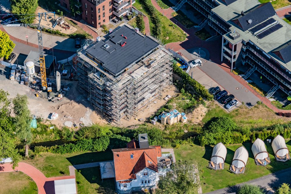 Drochtersen from above - Construction site of holiday house plant of the park Elbstrand in Drochtersen in the state Lower Saxony, Germany
