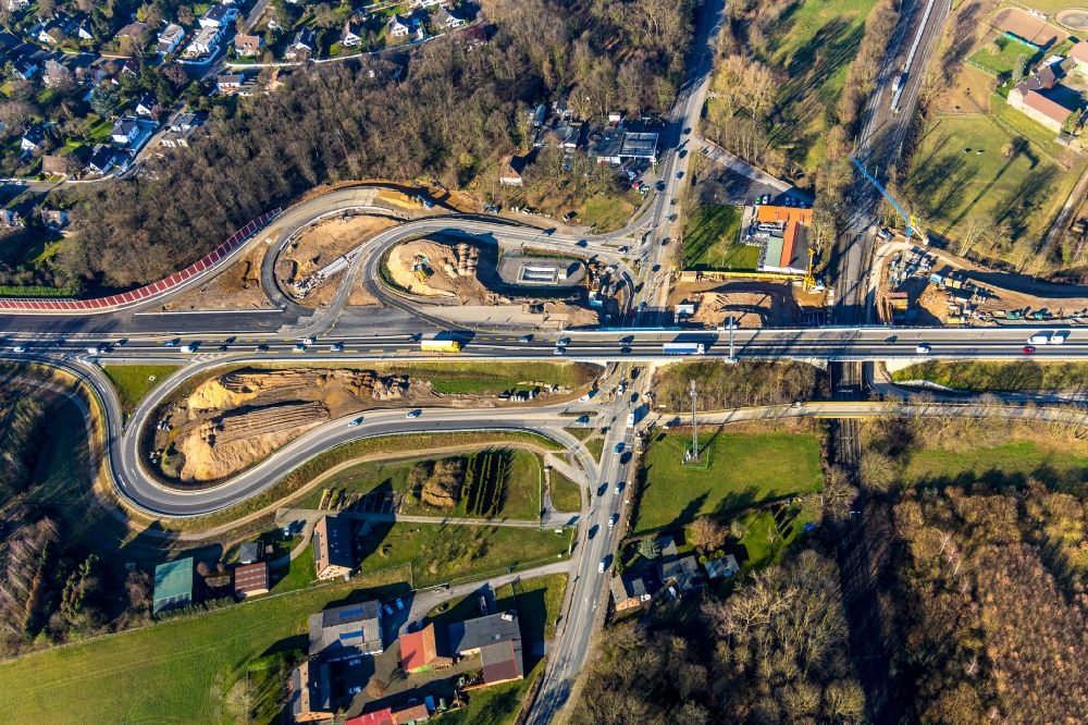 Duisburg from the bird's eye view: Construction site of ruting and traffic lanes during the exit federal highway B288 in the district Ungelsheim in Duisburg in the state North Rhine-Westphalia, Germany