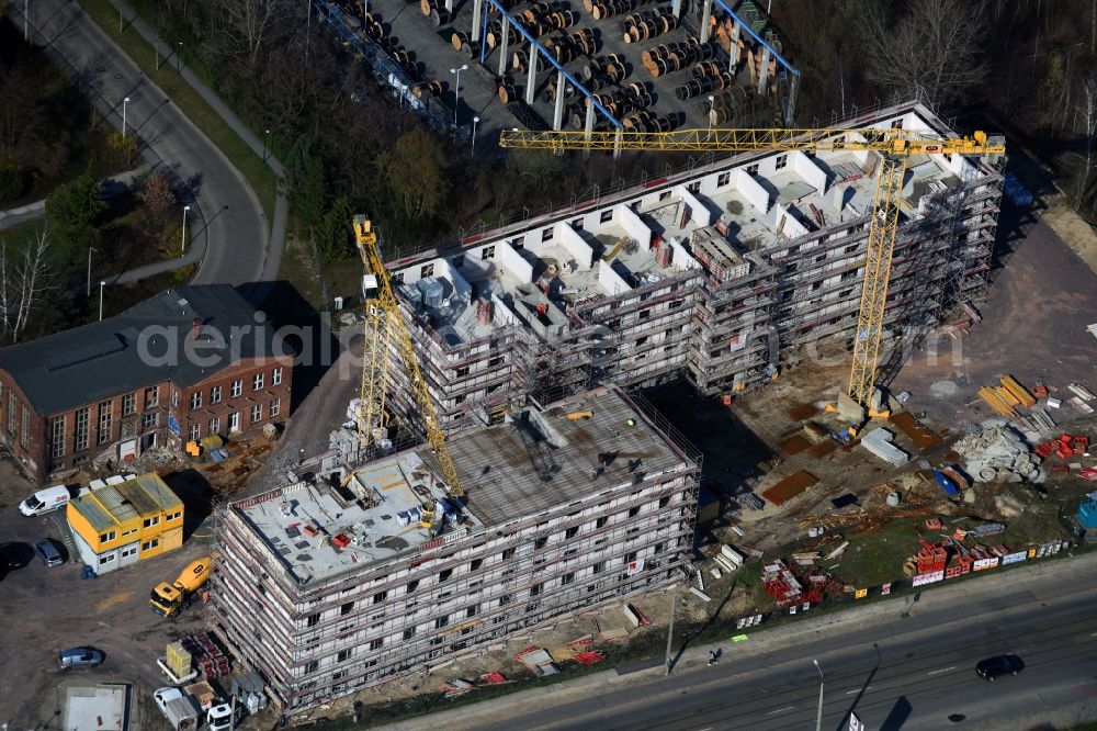 Aerial photograph Leipzig - Construction site for the new building of Asylum accommodation buildings of LESG Gesellschaft of Stadt Leipzig to the Erschliessung, Entwicklung and Sanierung von Baugebieten mbH on Arno-Nitzsche-Strasse in the district Connewitz in Leipzig in the state Saxony