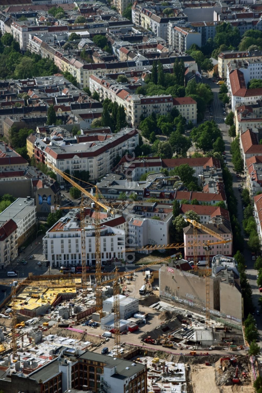 Aerial image Berlin - Site Freudenberg complex in the residential area of the Boxhagener Strasse in Berlin Friedrichshain