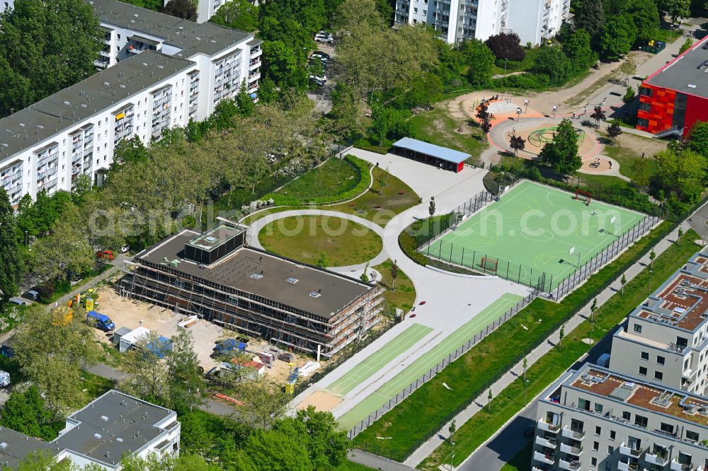 Aerial photograph Berlin - New construction site for the construction of a kindergarten building and Nursery school Kindergaerten NordOst on street Havellaender Ring in the district Hellersdorf in Berlin, Germany