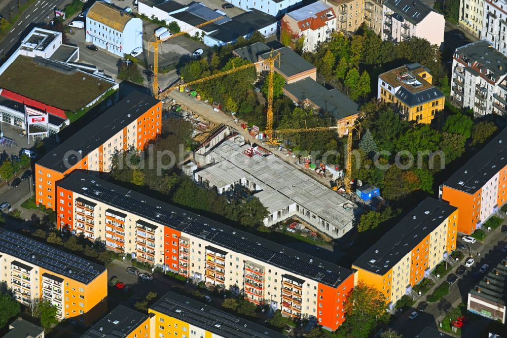 Aerial photograph Leipzig - New construction site for the construction of a kindergarten building and Nursery school with adjoining residential area on Kuechengartenstrasse - Gabelsbergerstrasse in the district Neustadt-Neuschoenefeld in Leipzig in the state Saxony, Germany