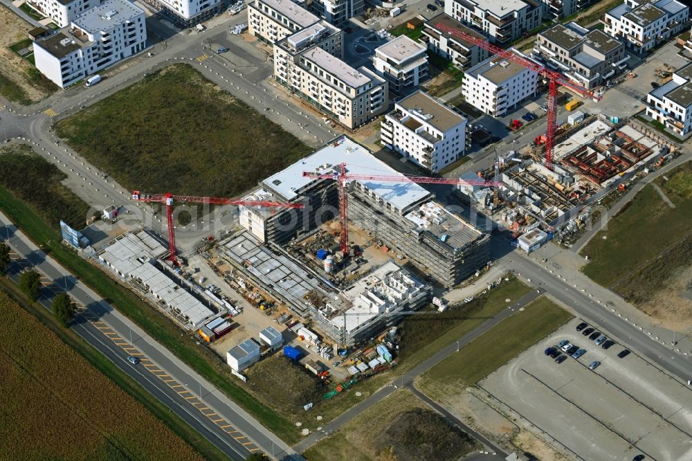 Wolfsburg from the bird's eye view: Residential construction site with multi-family housing development- on the Steimker Gaerten in the district Hellwinkel in Wolfsburg in the state Lower Saxony, Germany