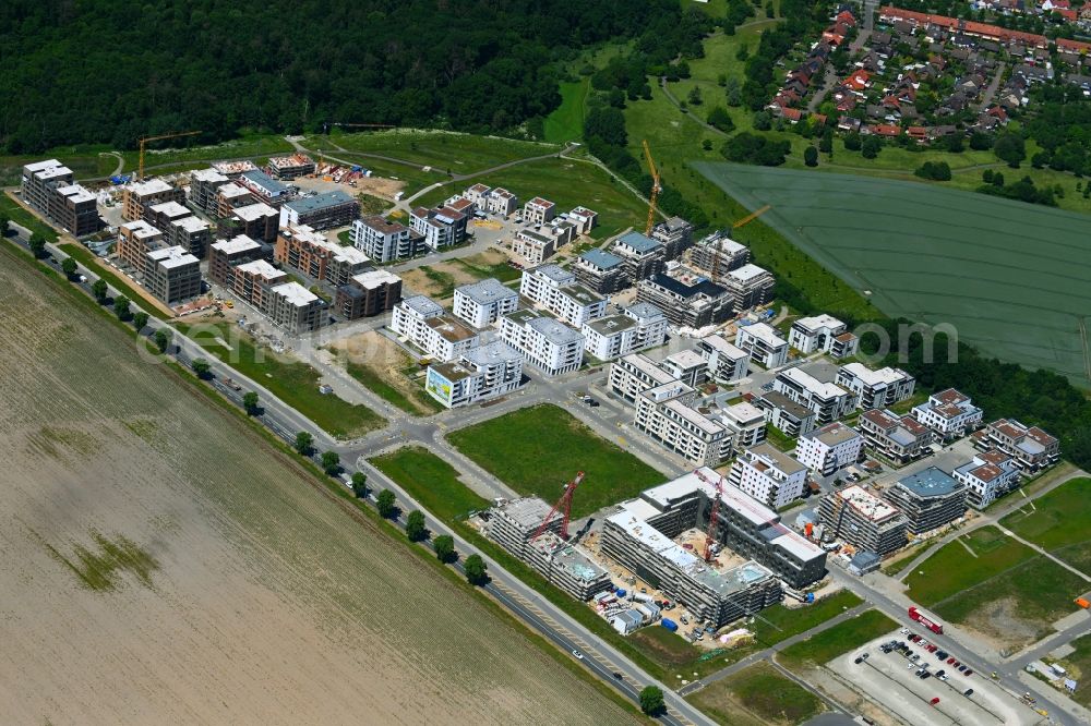 Wolfsburg from above - Residential construction site with multi-family housing development- on the Steimker Gaerten in the district Hellwinkel in Wolfsburg in the state Lower Saxony, Germany