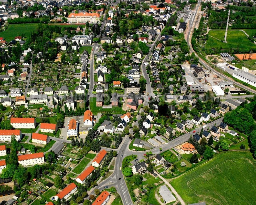 Aerial photograph Burkersdorf - Residential area construction site of a mixed development with multi-family houses and single-family houses- New building at the in Burkersdorf in the state Saxony, Germany