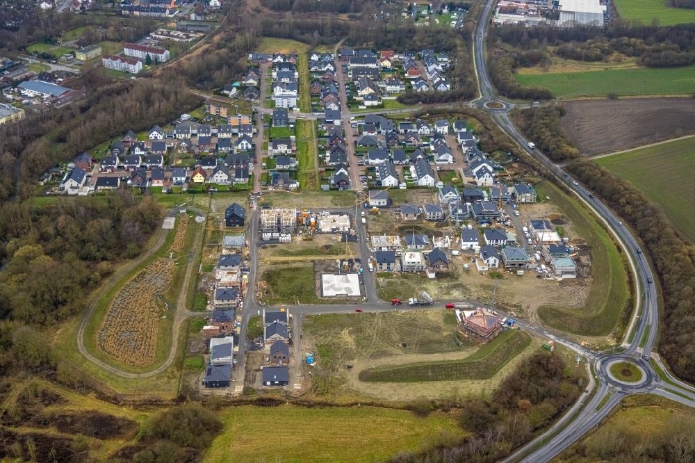 Hamm from above - Residential area construction site of a mixed development with multi-family houses and single-family houses- New building Heimshof Ost on Sachensenring in the district Heessen in Hamm at Ruhrgebiet in the state North Rhine-Westphalia, Germany