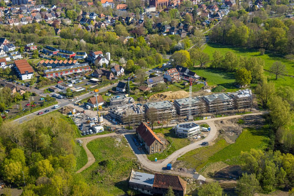 Aerial photograph Hamm - Residential area construction site of a mixed development with multi-family houses and single-family houses- New building at the street An der Schlossmuehle in Hamm at Ruhrgebiet in the state North Rhine-Westphalia, Germany