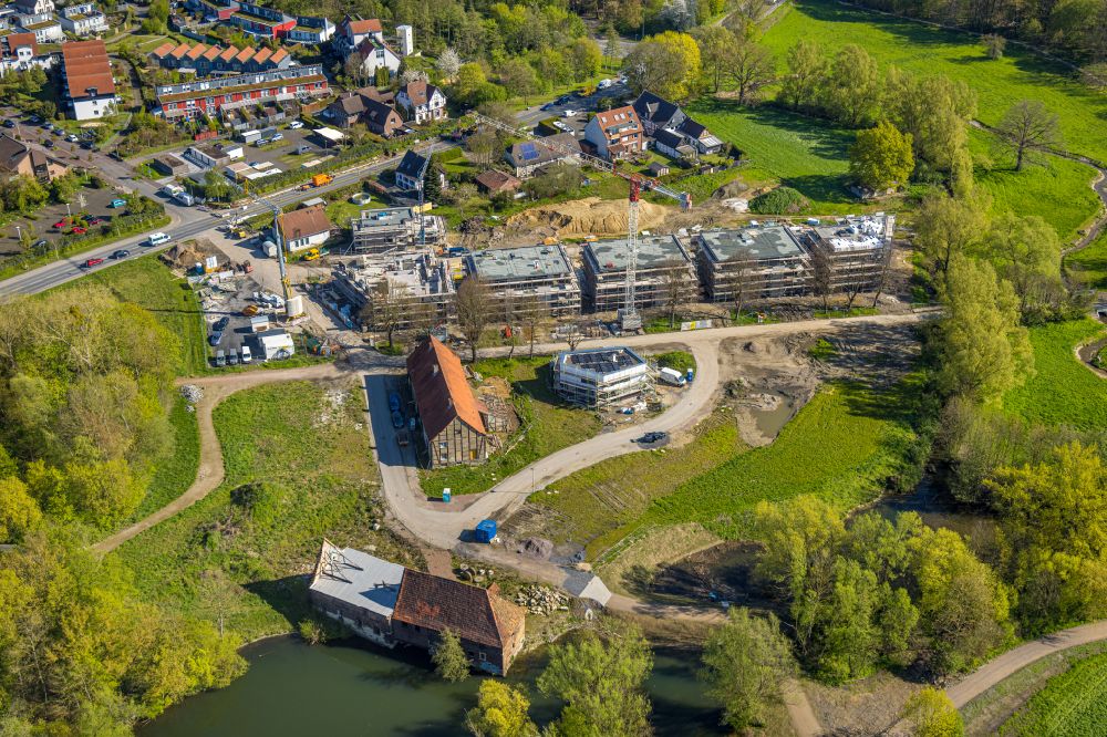 Hamm from above - Residential area construction site of a mixed development with multi-family houses and single-family houses- New building at the street An der Schlossmuehle in Hamm at Ruhrgebiet in the state North Rhine-Westphalia, Germany